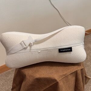 Imaginarium White Knee Pillow
